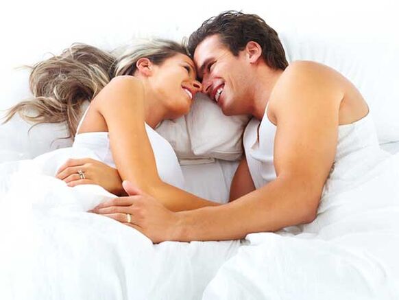 les rapports sexuels comme moyen de traiter la douleur dans les couilles due à l'excitation
